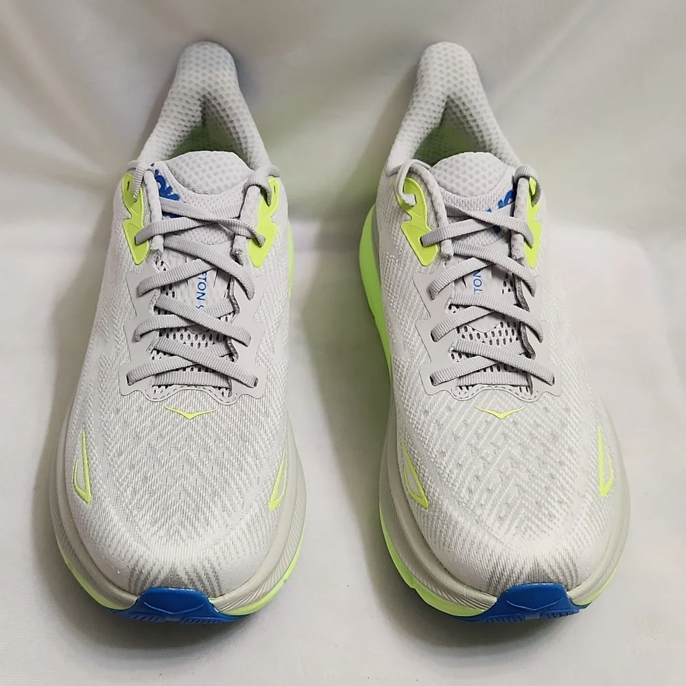 Hoka One One Clifton 9 Sneakers (M Size 9.5D) - Picture 4 of 14